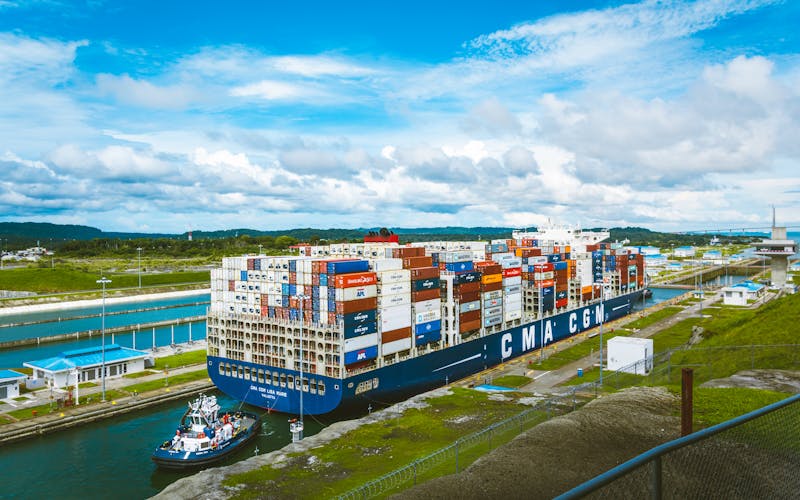 Carga internacional en tránsito Colombia a Estados Unidos